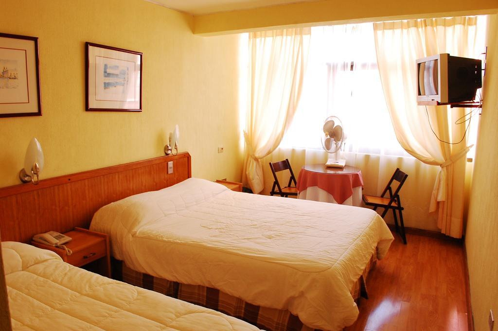 Hotel Jham إكيكي الغرفة الصورة
