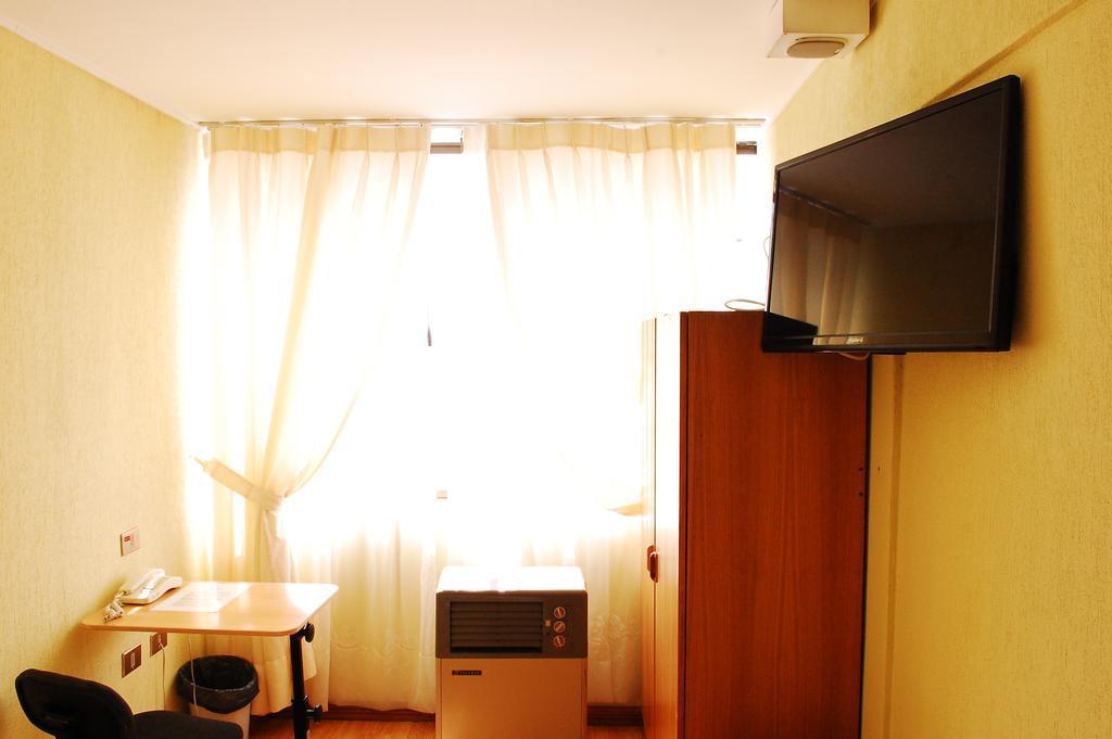 Hotel Jham إكيكي الغرفة الصورة