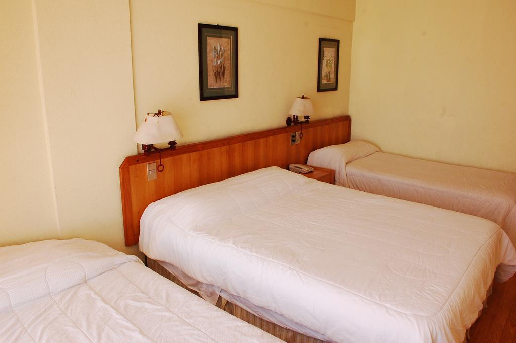 Hotel Jham إكيكي الغرفة الصورة