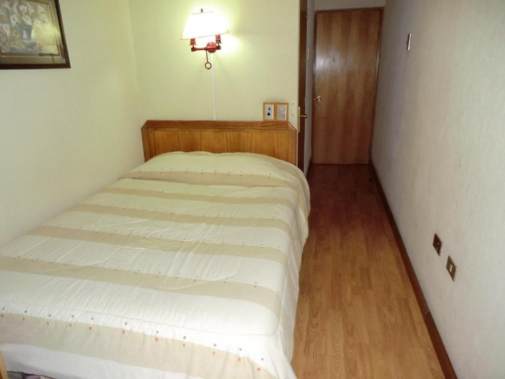 Hotel Jham إكيكي الغرفة الصورة