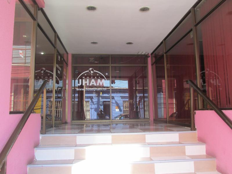 Hotel Jham إكيكي المظهر الخارجي الصورة
