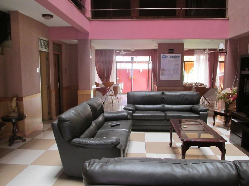 Hotel Jham إكيكي المظهر الخارجي الصورة